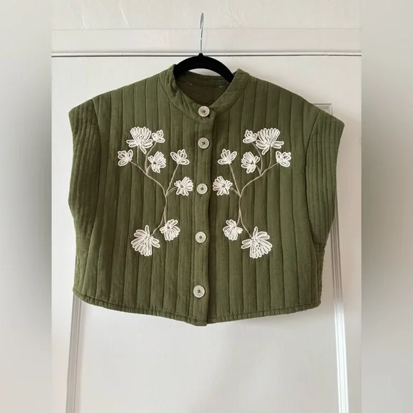 Zara Green Embroidered Quilted Vest - Picture 3 of 3